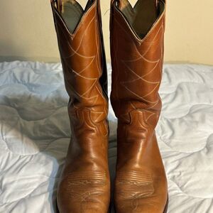Dan Post Cowboy Boots. Tan Leather Size 10.5 D